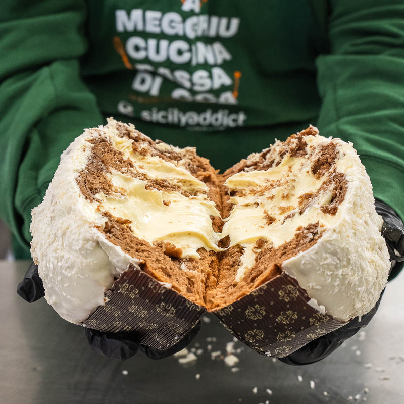 Panettone artigianale COCCOLONE 1,3kg extrafarcito con 500g di crema cocco