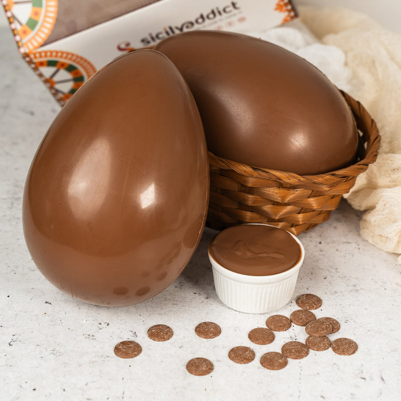 Uovo di Pasqua artigianale al cioccolato al latte 350g